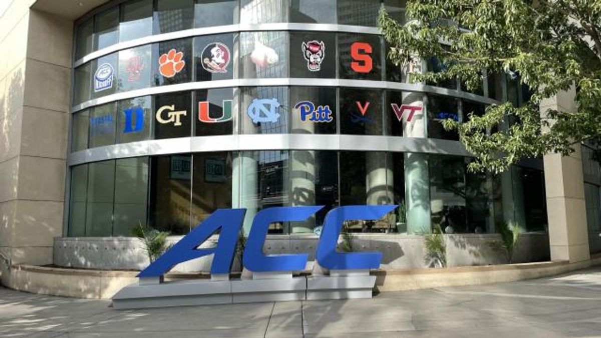 The CW lands broadcasting rights to 50 ACC college football, basketball ...
