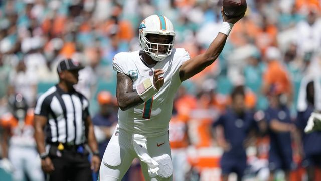 Dolphins rout Broncos 70-20, scoring the most points by an NFL team in a  game since 1966