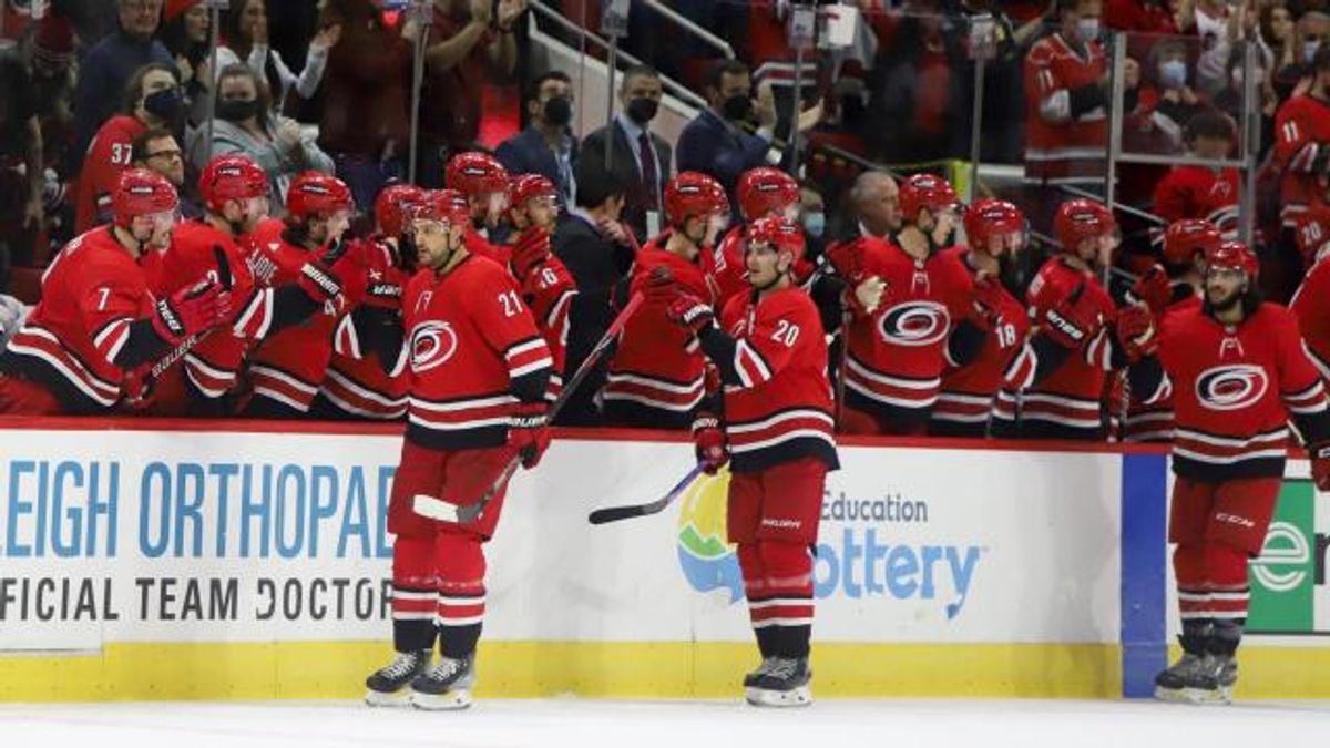 Carolina Hurricanes vs. Buffalo Sabres 